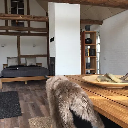 컨트리하우스 Troldegaarden