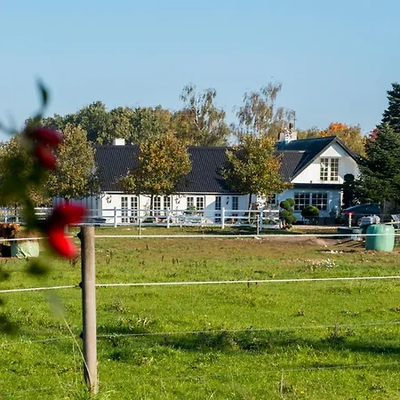 Troldegaarden Landhaus *